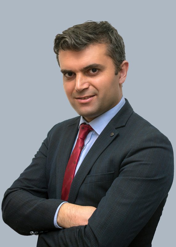 Av. Arb. Halil Kale